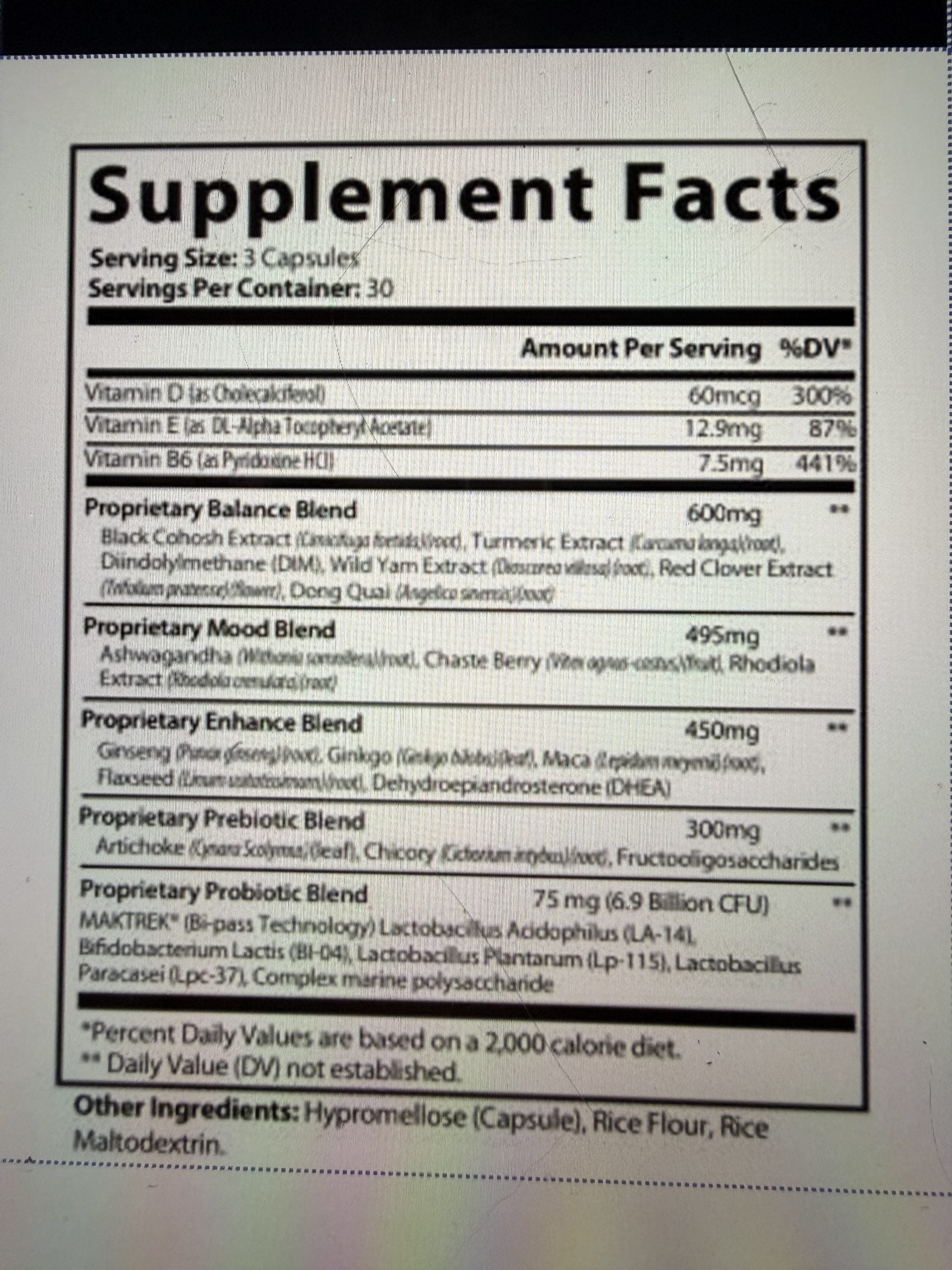 Berry Burst Kiwi Strawberry Superblend supplement facts